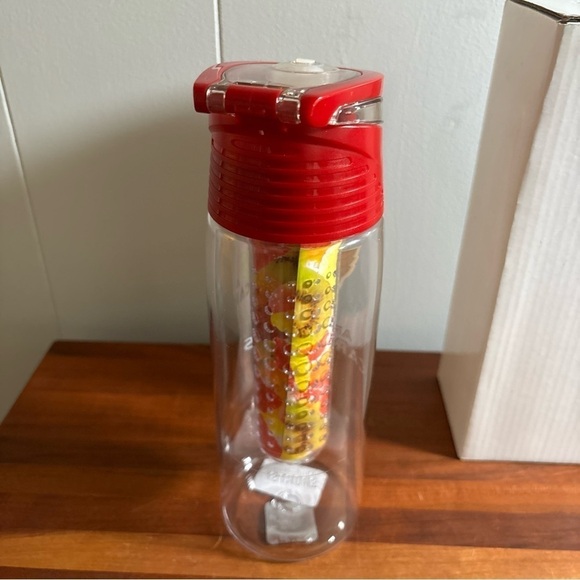 Arizona Cardinals Infuser Water Bottle 20 ounce NFL Official Licensed - Picture 4 of 10